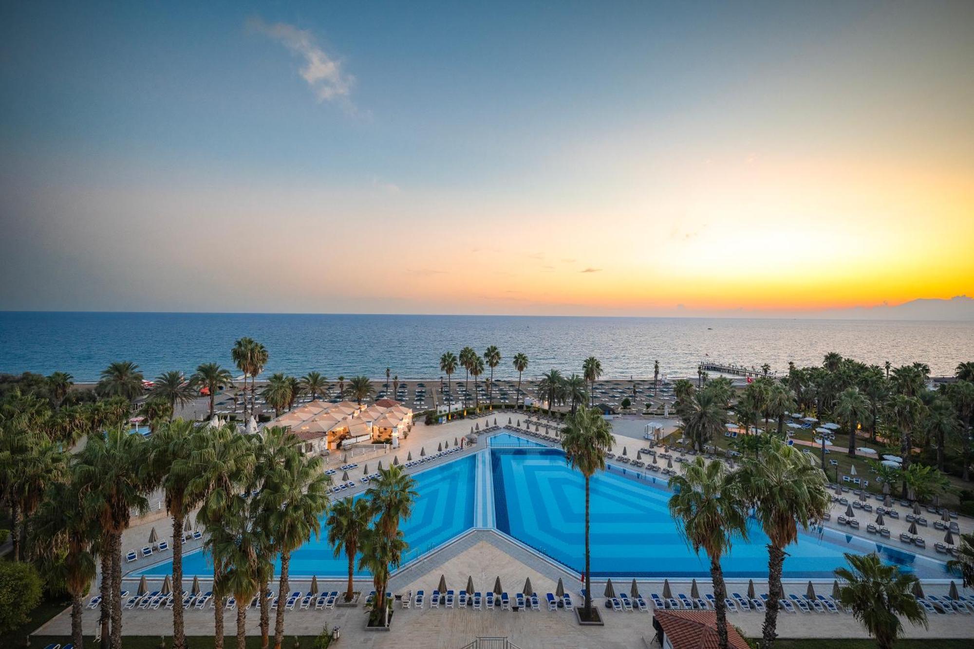 Adora Hotel & Resort Belek Eksteriør bilde
