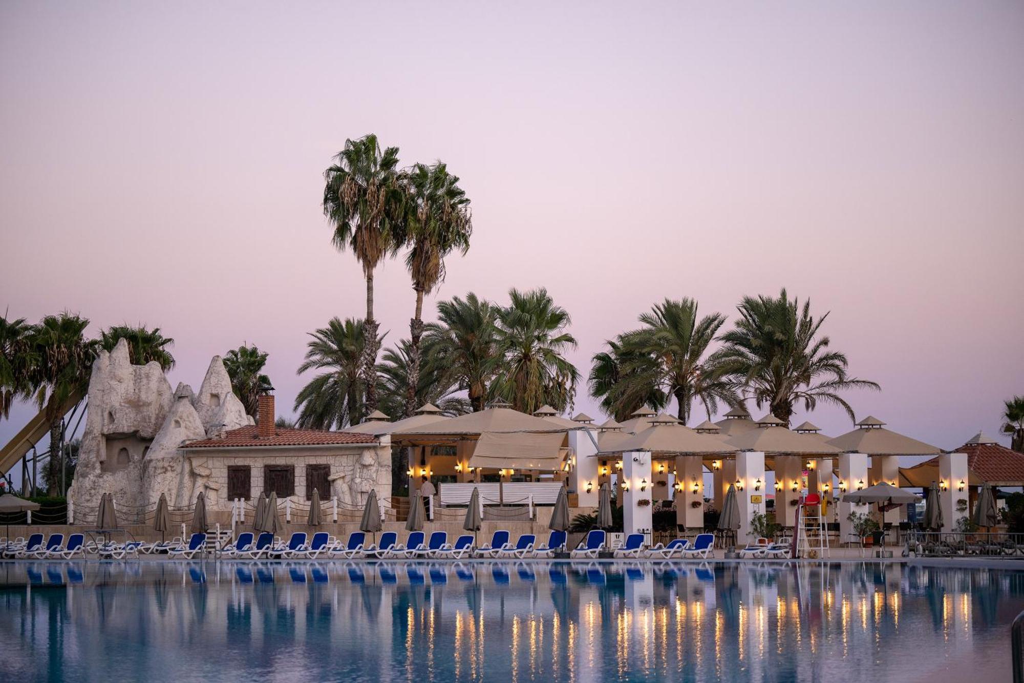 Adora Hotel & Resort Belek Eksteriør bilde